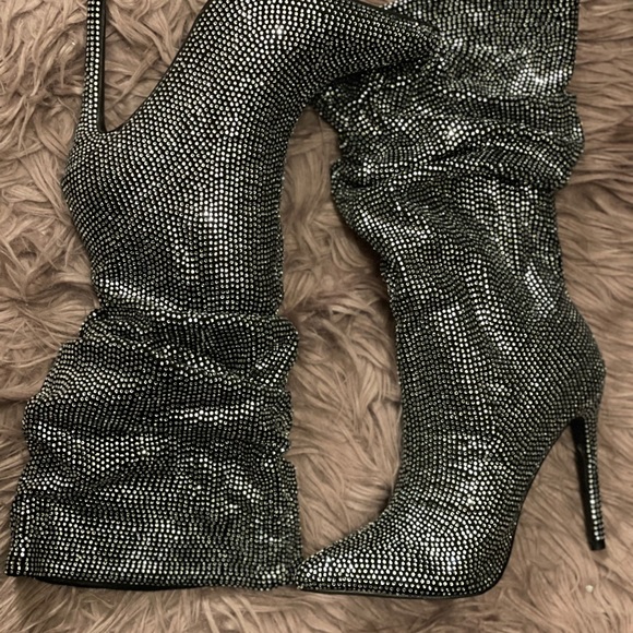 Boots - Picture 3 of 3